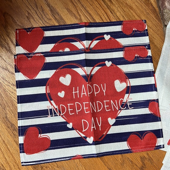 NWT Set of 8 Placemats and 1 Table Runner Summer Americana Farmhouse Theme - Picture 3 of 6